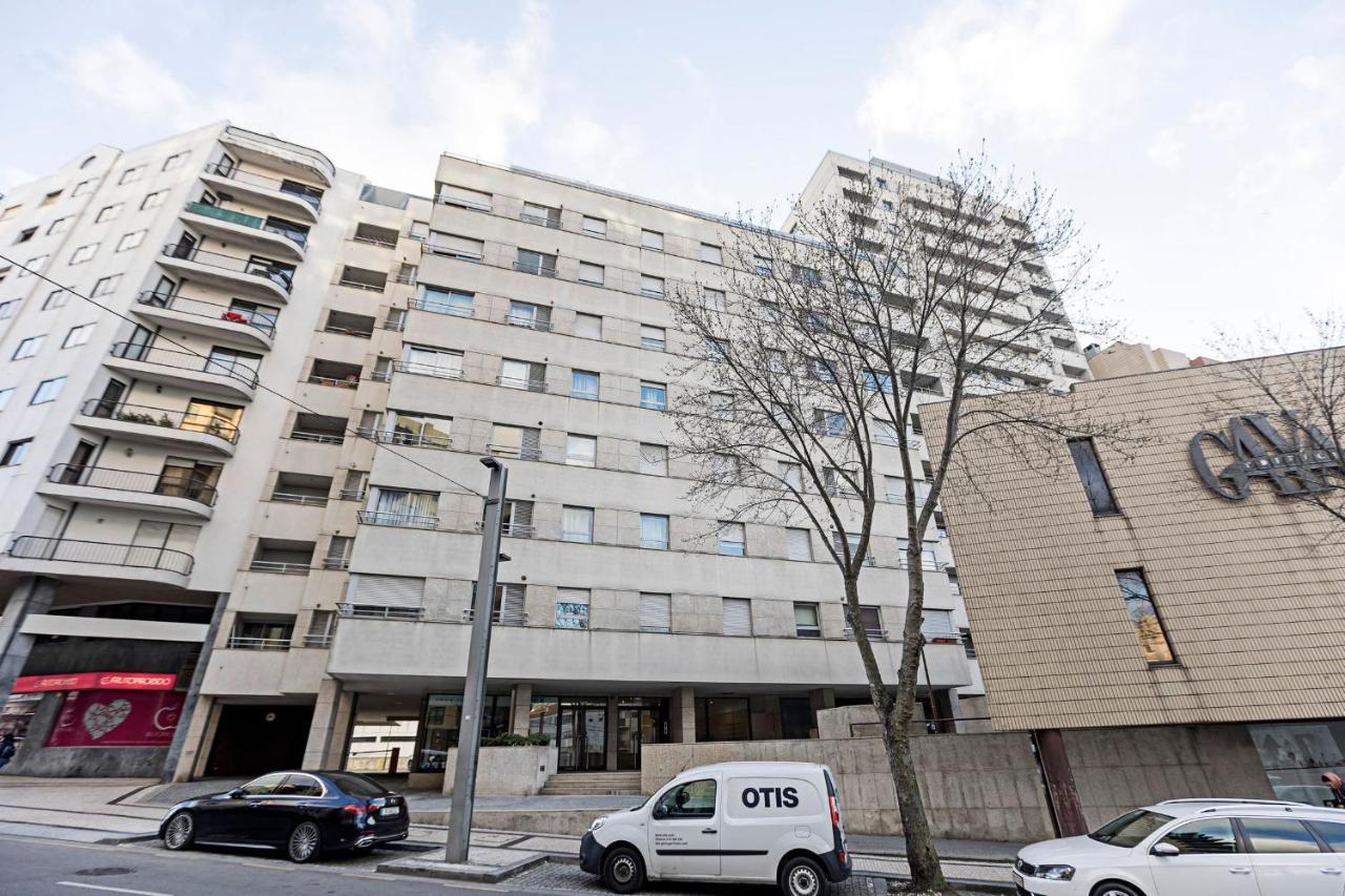 2Br Flat By Metro W/ Free Parking By Lovelystay Vila Nova de Gaia Exterior photo